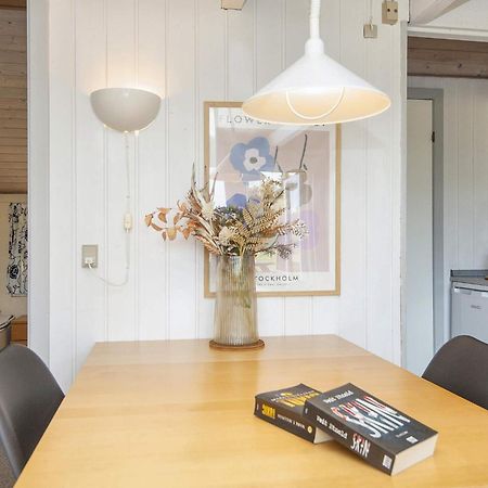 6 Person Holiday Home On A Holiday Park In Hemmet Екстериор снимка