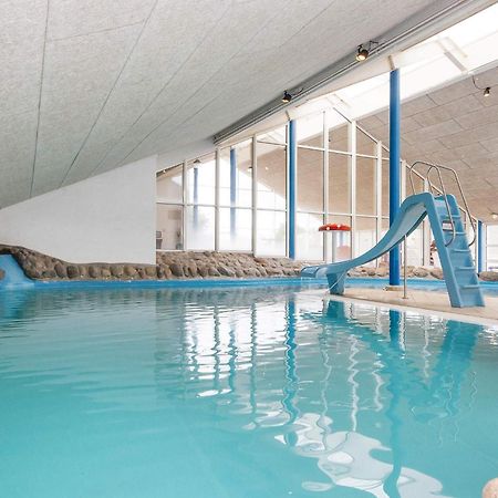 6 Person Holiday Home On A Holiday Park In Hemmet Екстериор снимка