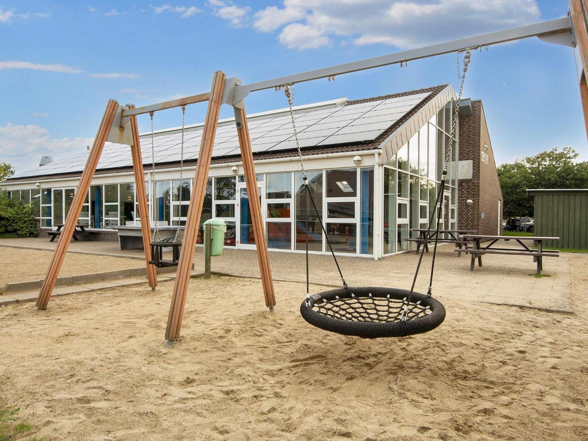 6 Person Holiday Home On A Holiday Park In Hemmet Екстериор снимка